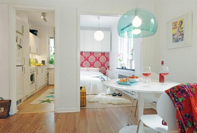 skandynawskie wnętrza,małe mieszkanie,biało-kolorowe wnętrza,kolory we wnętrzu,pastelowe kolory w mieszkaniu,jak urządzić małe mieszkanie,jakie kolory dobierać do małego mieszkania,skandynawski styl