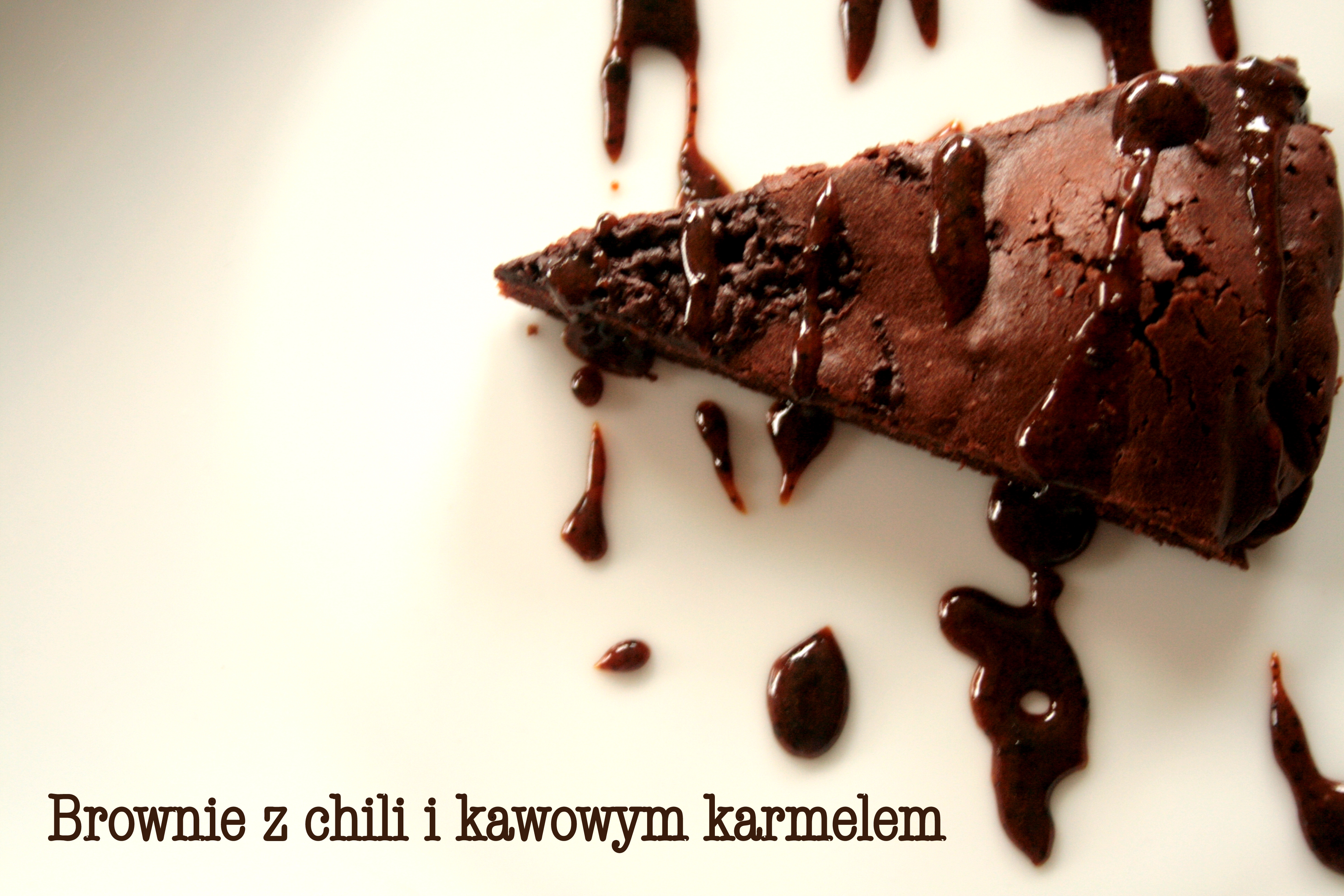 Brownie z chili i kawowym karmelem